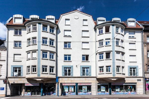 Ein Wohn- und Geschäftshaus in Sachsen.